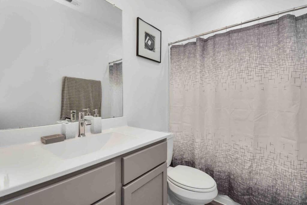 4Bedroom Escape - Near Med Center With Backyard Houston Exterior foto