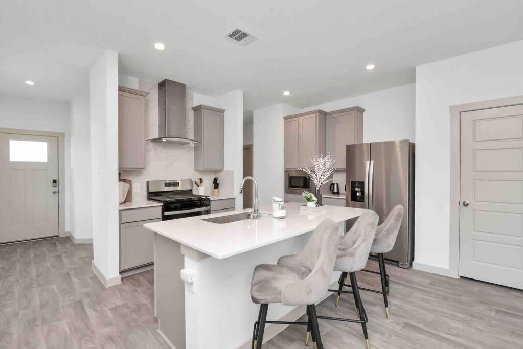 4Bedroom Escape - Near Med Center With Backyard Houston Exterior foto